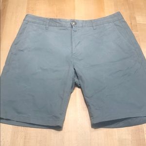 Stretched Wash Chino 9 inch shorts